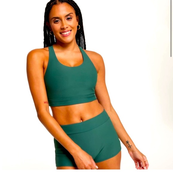 CALIA Women's Skinny Racerback Sports Bra in Green - Picture 1 of 5